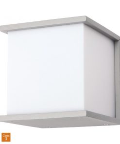 7586